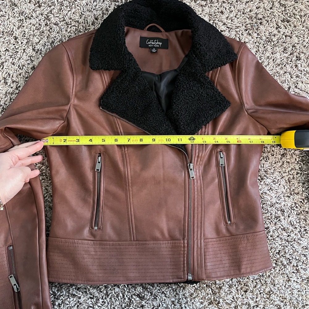 CoffeeShop New York Faux Leather Moto Jacket Brown Sherpa Collar Womens Medium - Picture 7 of 7